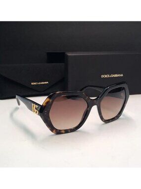 Dolce & Gabbana Teal and Black Sunglasses with COA certificate Dolce & Gabbana | Accessories | Dolce Gabbana Teal And Black  main image 3